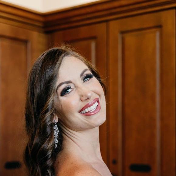 Meet your Posher, Sheree - Picture 1 of 1